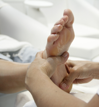 feet